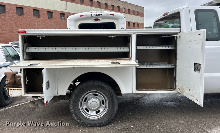 image for item EG0347 2011 Ford F250 Super Duty SuperCab utility bed pickup truck