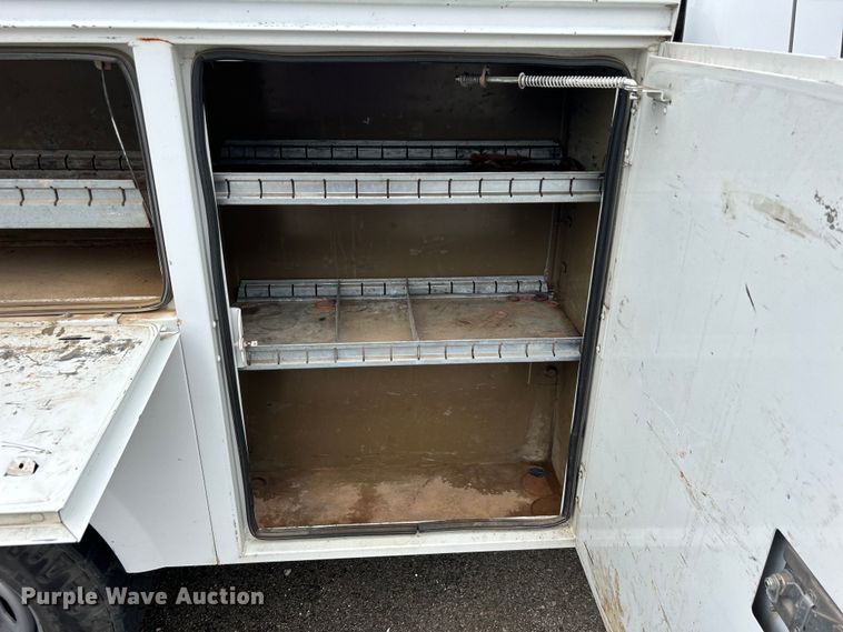 image for item EG0347 2011 Ford F250 Super Duty SuperCab utility bed pickup truck