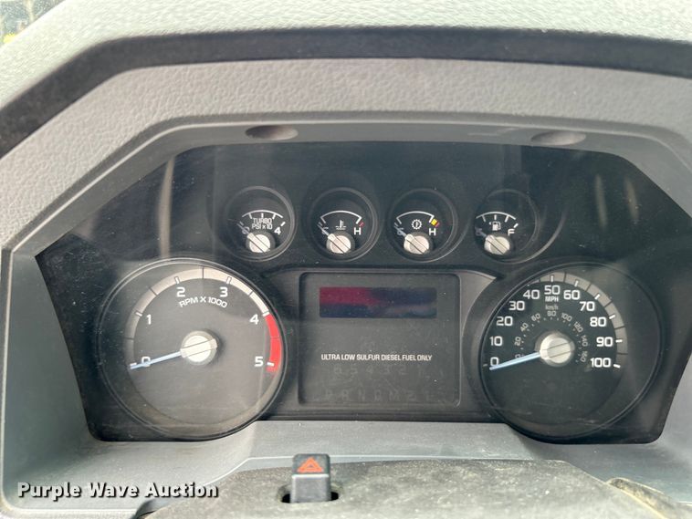 image for item EG0347 2011 Ford F250 Super Duty SuperCab utility bed pickup truck