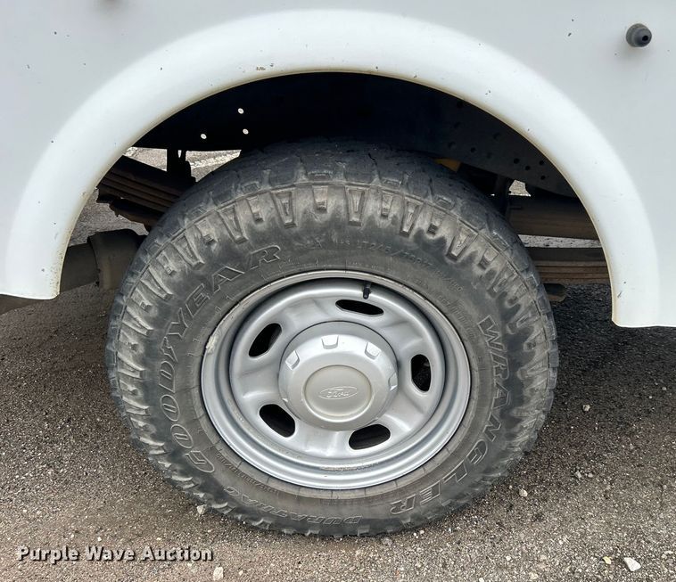 image for item EG0347 2011 Ford F250 Super Duty SuperCab utility bed pickup truck