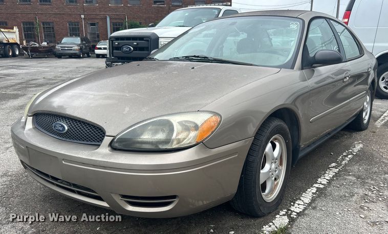 image for item EG0348 2006 Ford Taurus 