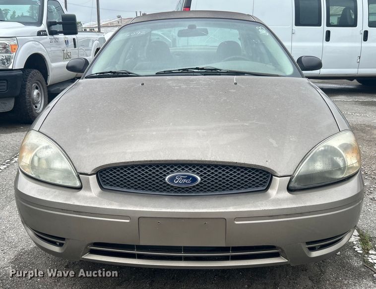 image for item EG0348 2006 Ford Taurus 