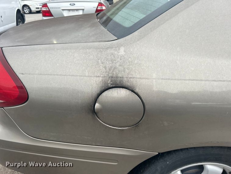 image for item EG0348 2006 Ford Taurus 