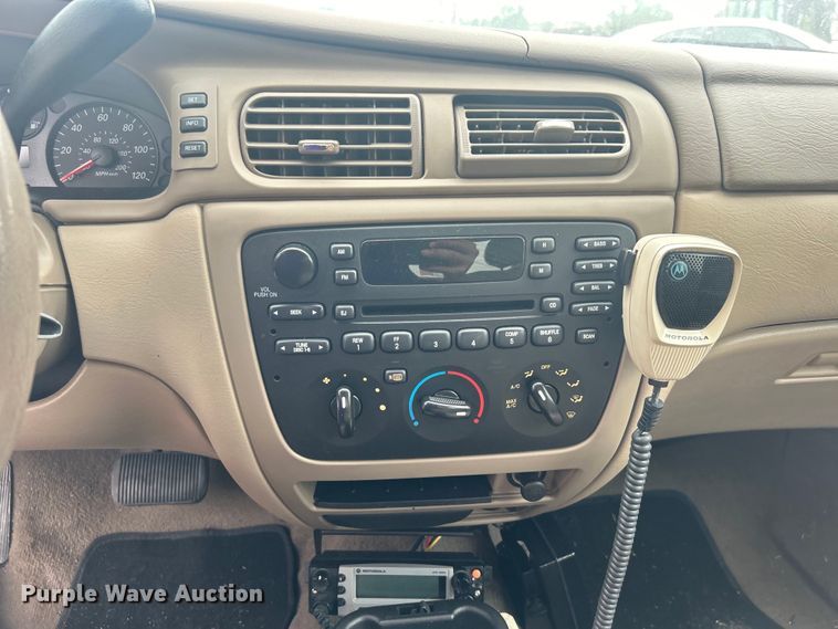 image for item EG0348 2006 Ford Taurus 