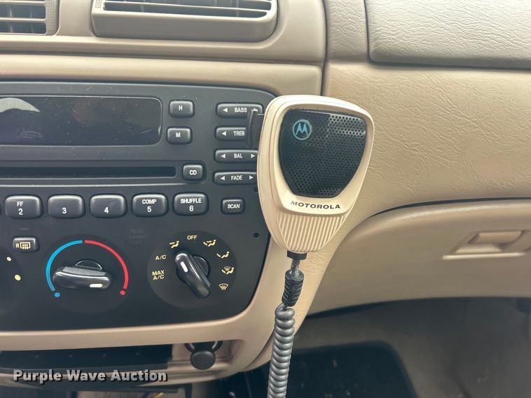 image for item EG0348 2006 Ford Taurus 