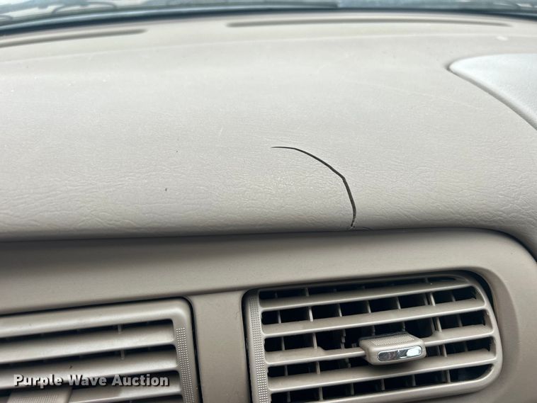 image for item EG0348 2006 Ford Taurus 