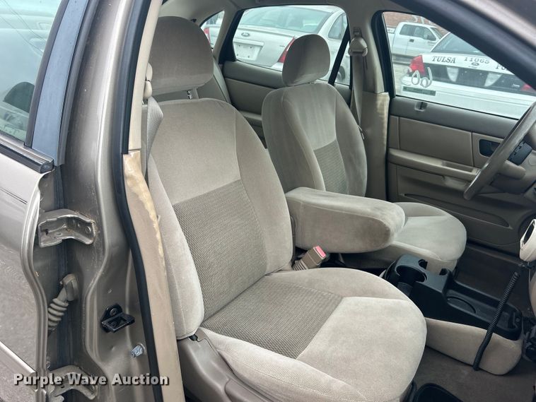 image for item EG0348 2006 Ford Taurus 