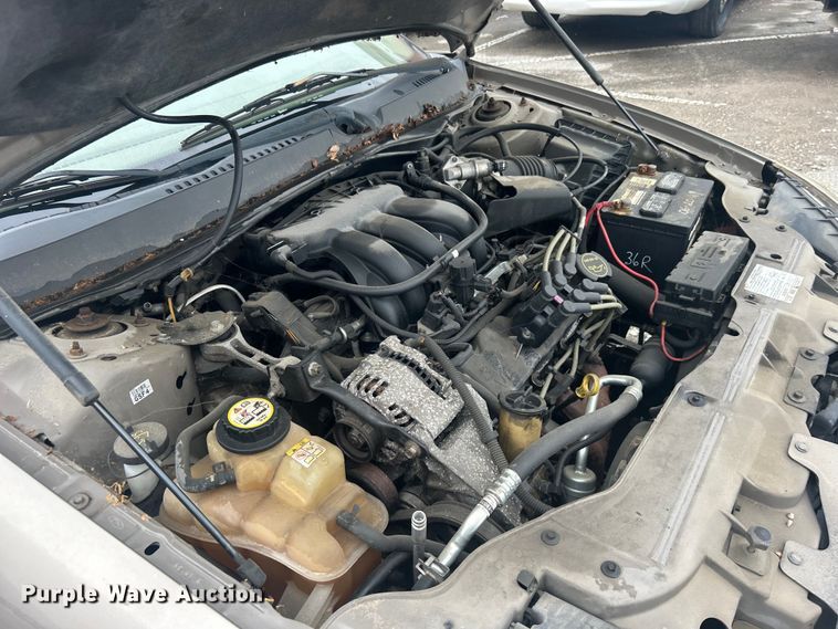 image for item EG0348 2006 Ford Taurus 