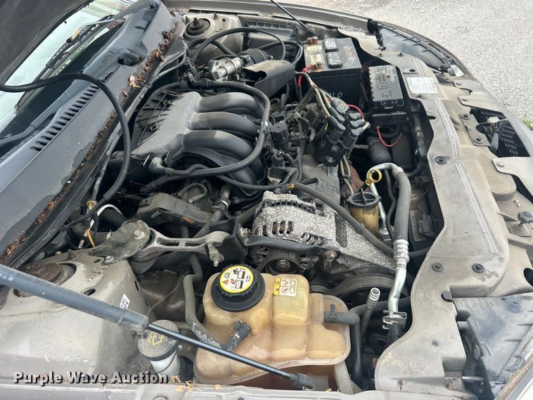 image for item EG0348 2006 Ford Taurus 