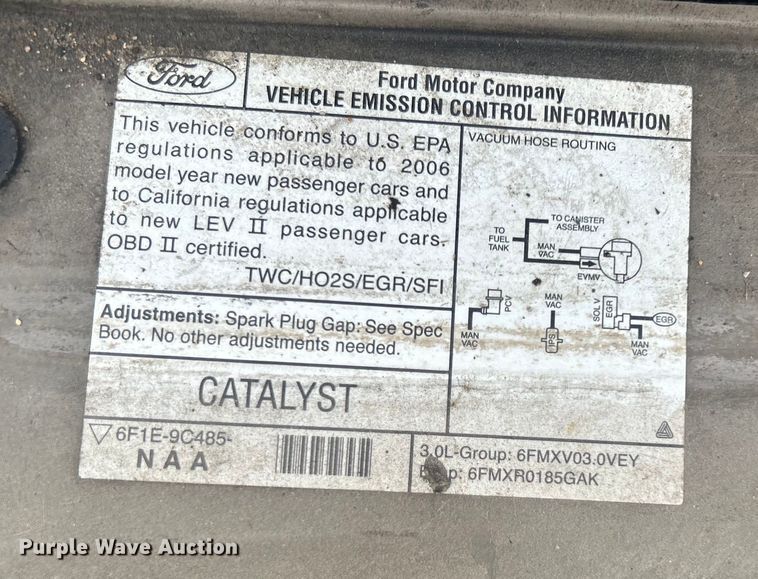 image for item EG0348 2006 Ford Taurus 