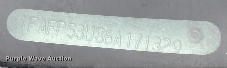 image for item EG0348 2006 Ford Taurus 