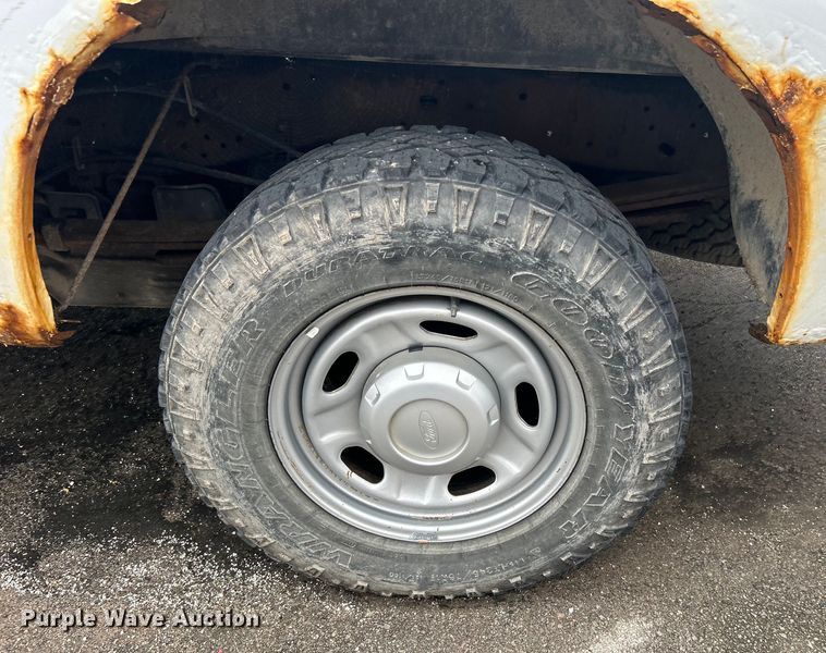 image for item EG0349 2012 Ford F250 Super Duty pickup truck