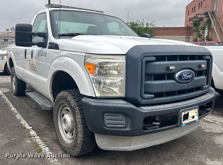 image for item EG0350 2012 Ford F250 Super Duty pickup truck