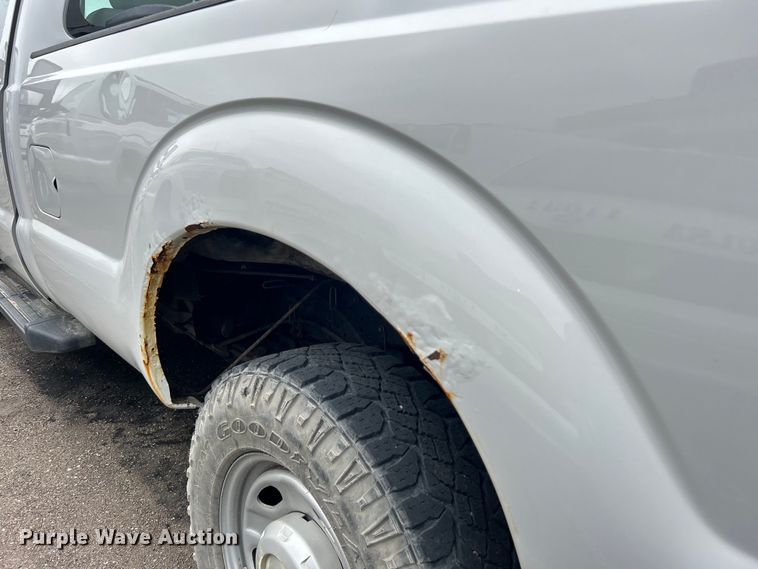 image for item EG0350 2012 Ford F250 Super Duty pickup truck