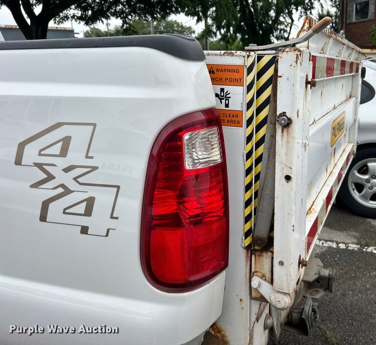 image for item EG0350 2012 Ford F250 Super Duty pickup truck