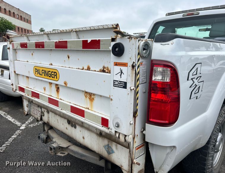 image for item EG0350 2012 Ford F250 Super Duty pickup truck