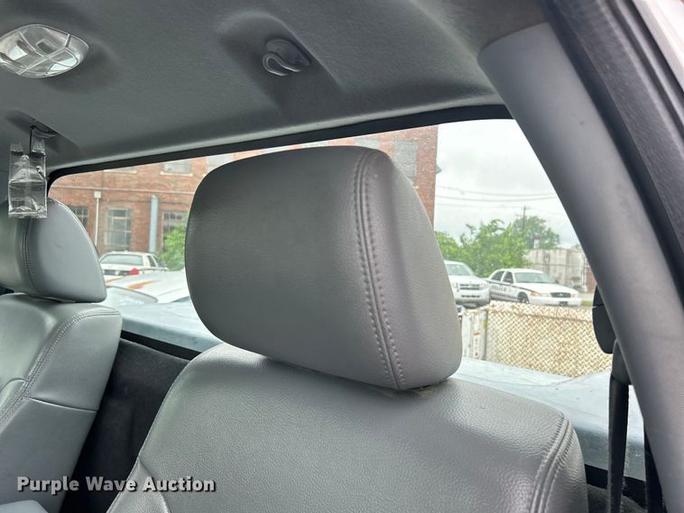 image for item EG0350 2012 Ford F250 Super Duty pickup truck