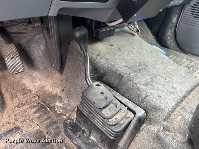 image for item EG0350 2012 Ford F250 Super Duty pickup truck