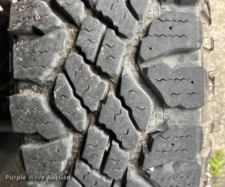 image for item EG0350 2012 Ford F250 Super Duty pickup truck