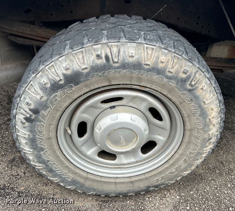 image for item EG0350 2012 Ford F250 Super Duty pickup truck