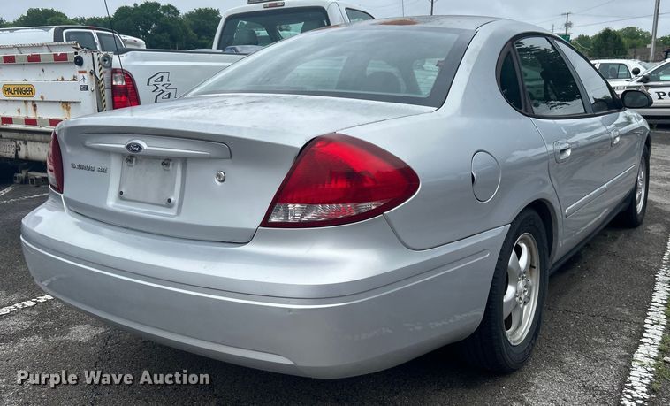 image for item EG0351 2006 Ford Taurus 