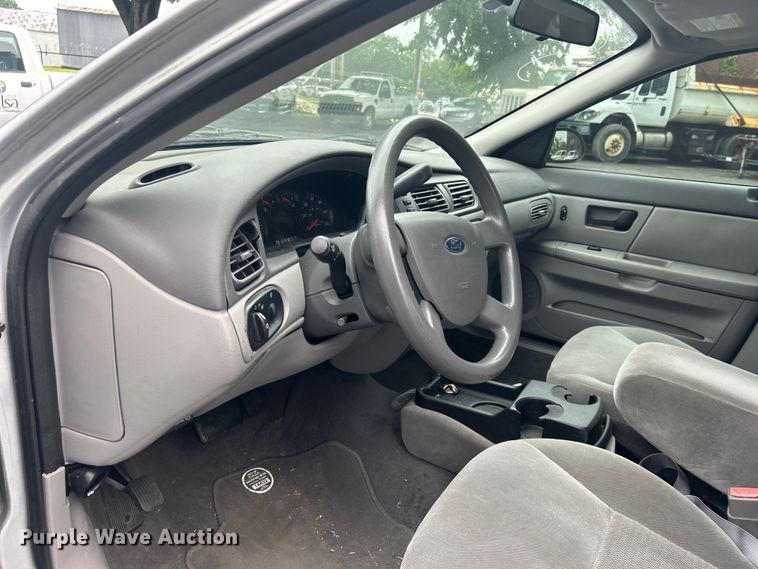 image for item EG0351 2006 Ford Taurus 