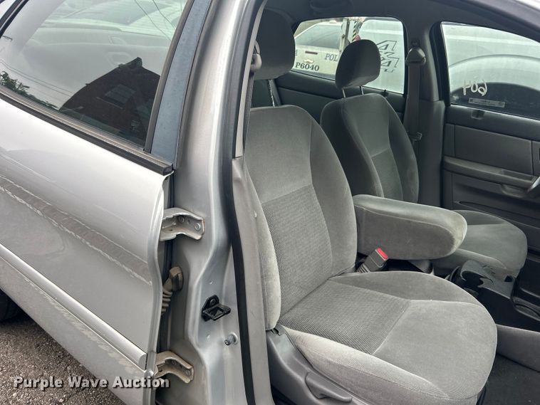 image for item EG0351 2006 Ford Taurus 