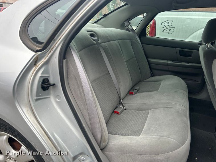 image for item EG0351 2006 Ford Taurus 