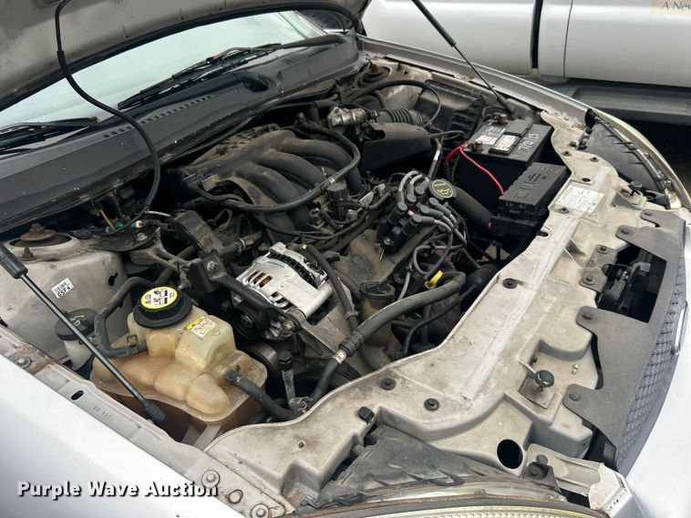 image for item EG0351 2006 Ford Taurus 