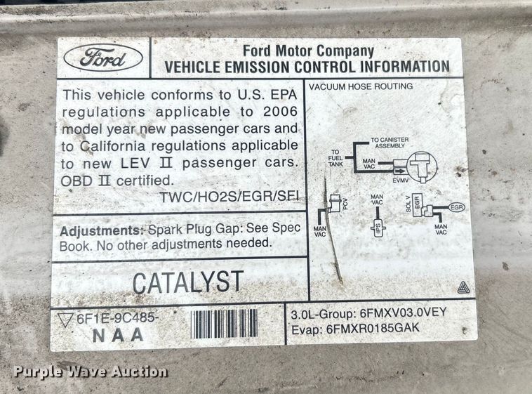 image for item EG0351 2006 Ford Taurus 