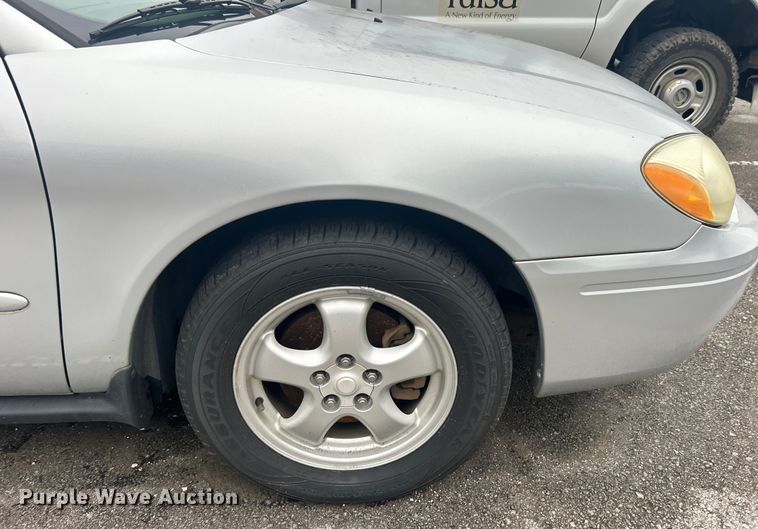 image for item EG0351 2006 Ford Taurus 