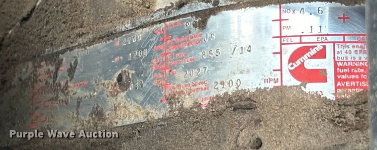 image for item EG0353 1998 International 2574  winch truck