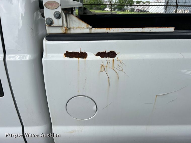 image for item EG0355 2010 Ford F250 Super Duty pickup truck