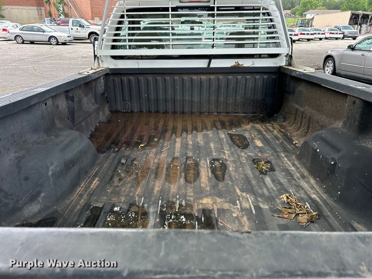 image for item EG0355 2010 Ford F250 Super Duty pickup truck