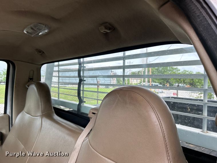 image for item EG0355 2010 Ford F250 Super Duty pickup truck