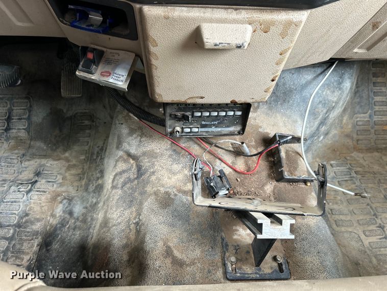 image for item EG0355 2010 Ford F250 Super Duty pickup truck