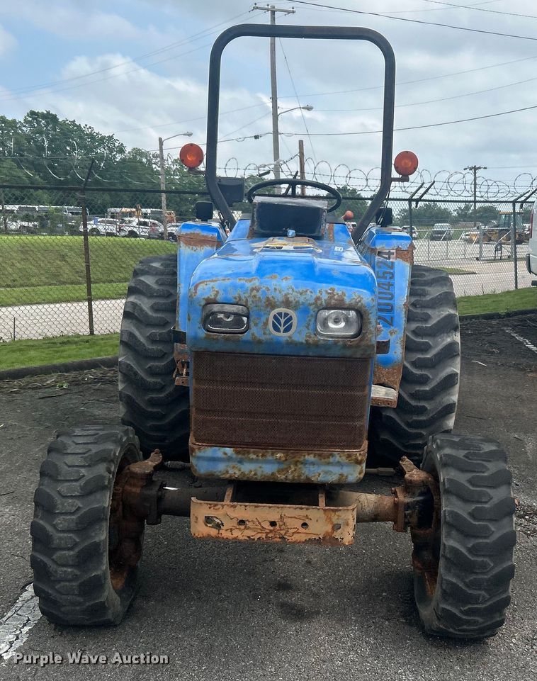 image for item EG0357 New Holland TC30  MFWD tractor