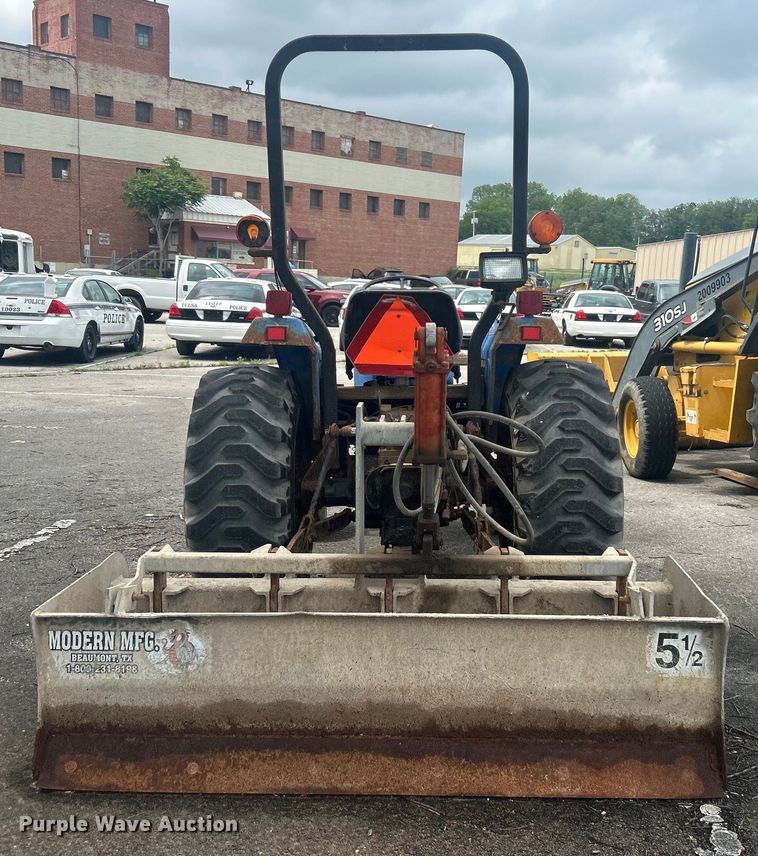 image for item EG0357 New Holland TC30  MFWD tractor