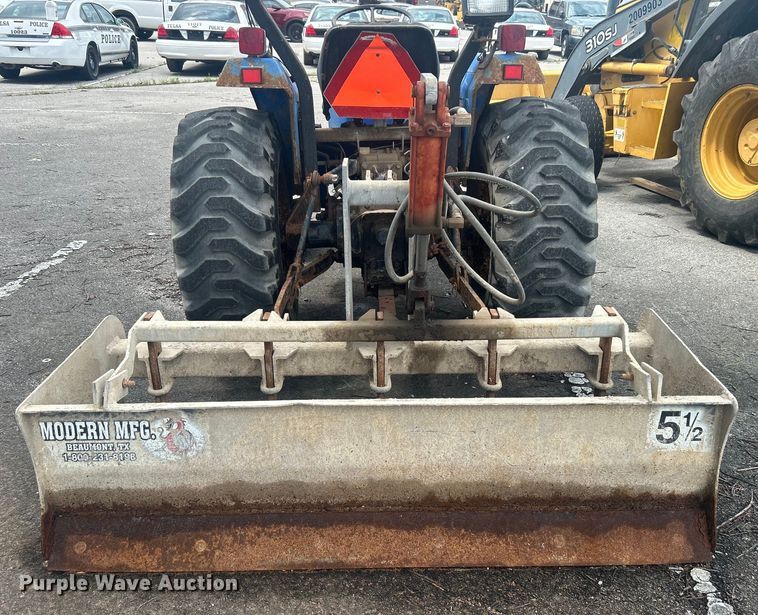 image for item EG0357 New Holland TC30  MFWD tractor