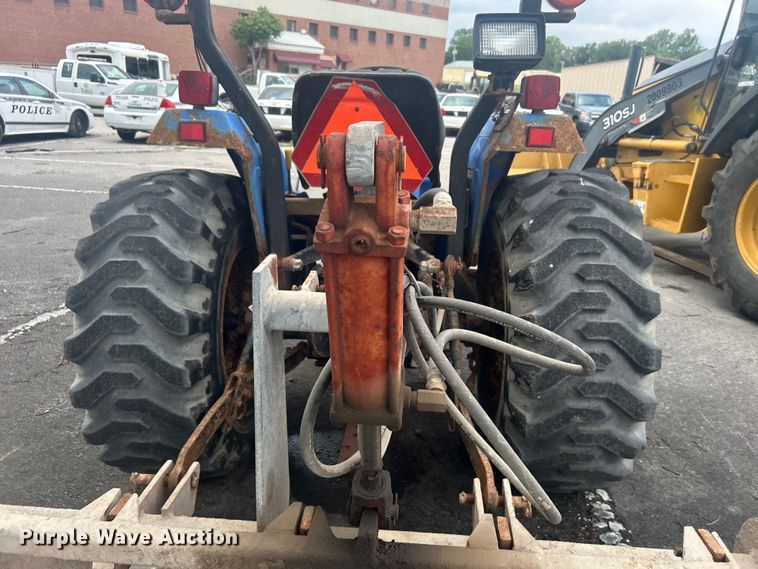 image for item EG0357 New Holland TC30  MFWD tractor