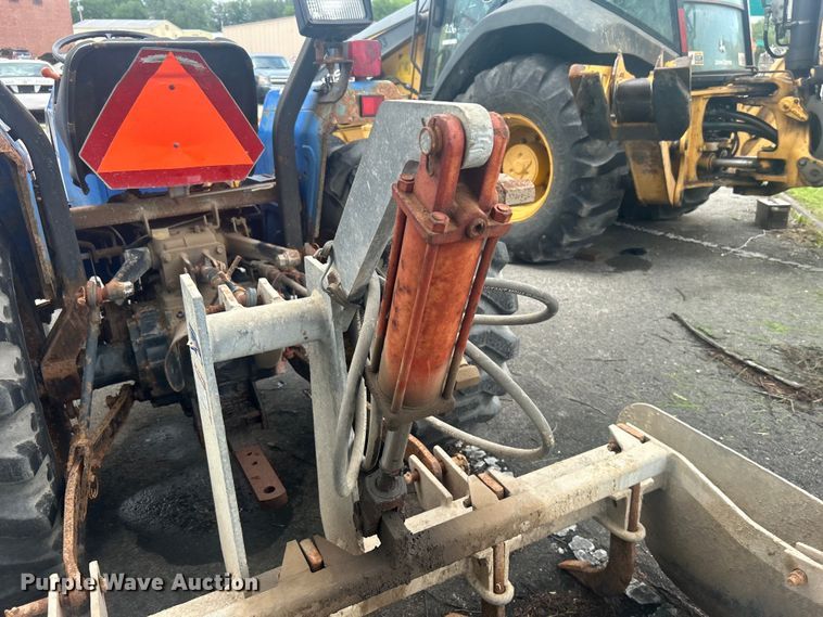 image for item EG0357 New Holland TC30  MFWD tractor