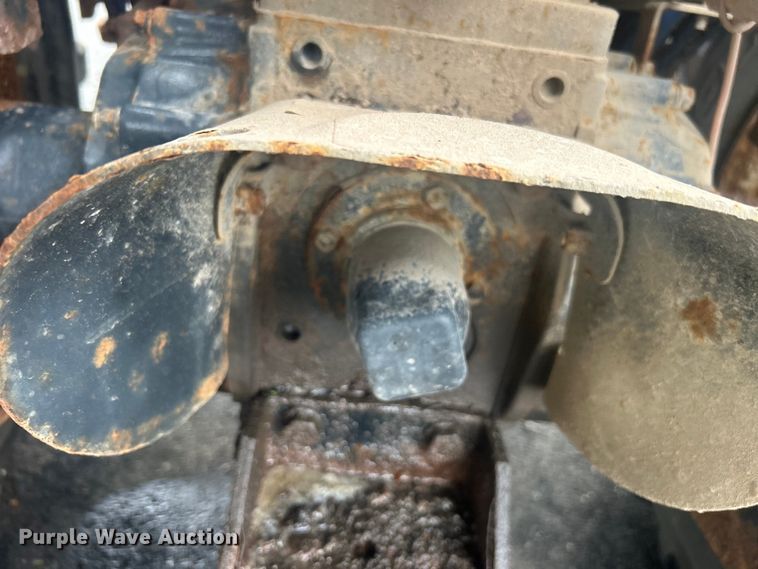 image for item EG0357 New Holland TC30  MFWD tractor