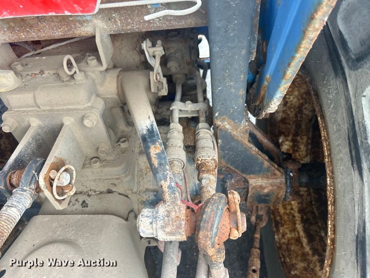 image for item EG0357 New Holland TC30  MFWD tractor