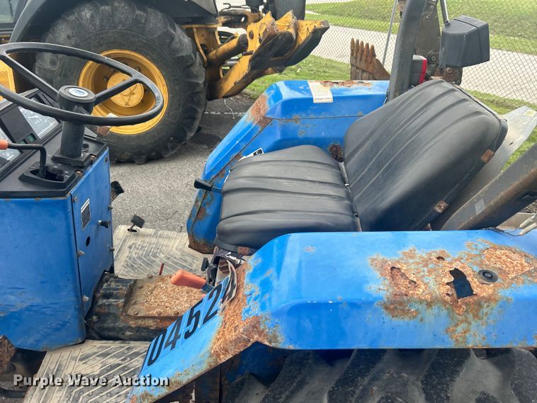 image for item EG0357 New Holland TC30  MFWD tractor