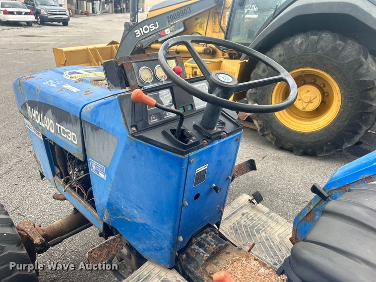 image for item EG0357 New Holland TC30  MFWD tractor