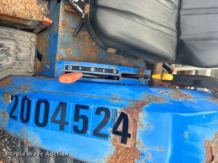 image for item EG0357 New Holland TC30  MFWD tractor