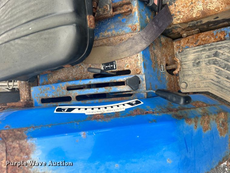 image for item EG0357 New Holland TC30  MFWD tractor