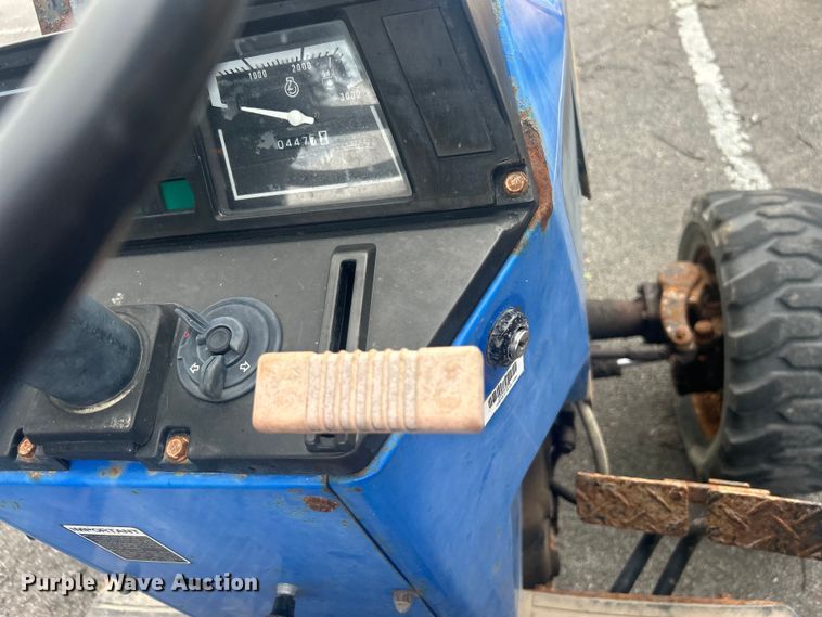 image for item EG0357 New Holland TC30  MFWD tractor