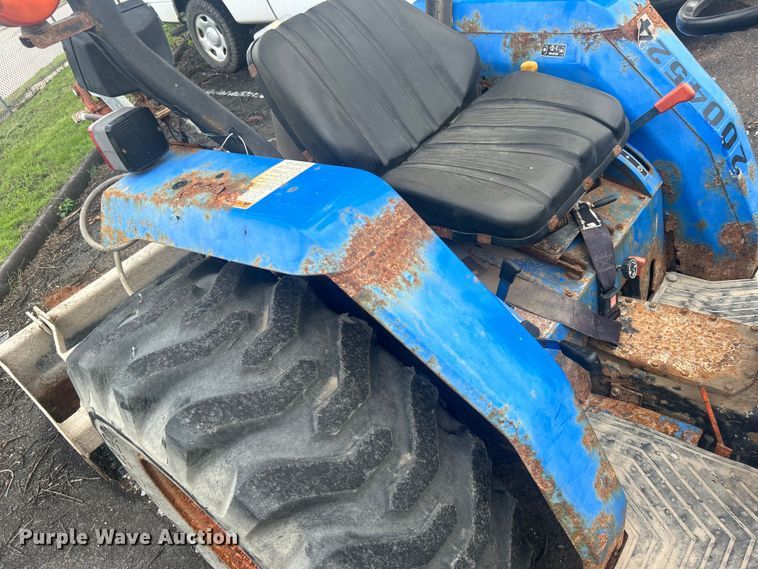 image for item EG0357 New Holland TC30  MFWD tractor