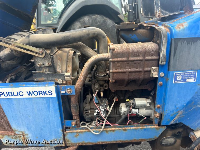 image for item EG0357 New Holland TC30  MFWD tractor